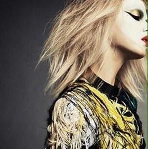 Meet your Posher, Roya